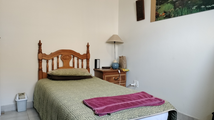 3 Bedroom Property for Sale in Fraaiuitsig Western Cape
